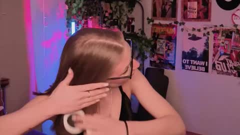 Lisa online show from 01.09.26