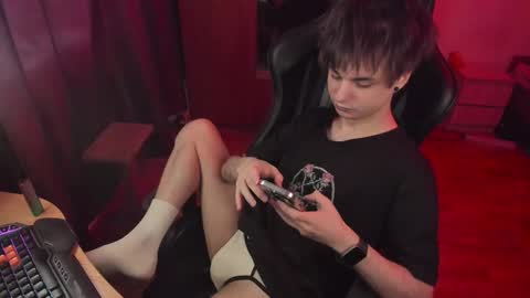 Looking for a moderator I PVT IS OPEN online show from 02.11.26