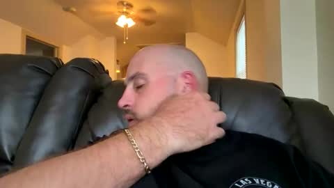 Snapshot of kepkon00 chatting on 11.01.25 kepkon00 online show from 11.01.25