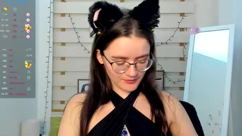 Snapshot of ketrin_pirsss chatting on 10.17.25 Ketrin online show from 10.17.25