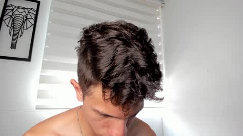 Snapshot of kevin_ahs1 chatting on 01.08.25 Kevin Ahs online show from 01.08.25