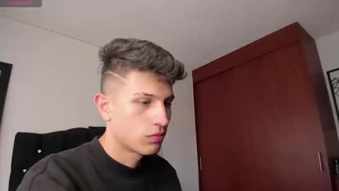 Snapshot of kevin_ahs1 chatting on 09.09.25 Kevin Ahs online show from 09.09.25