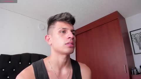 Snapshot of kevin_ahs1 chatting on 09.10.25 Kevin Ahs online show from 09.10.25