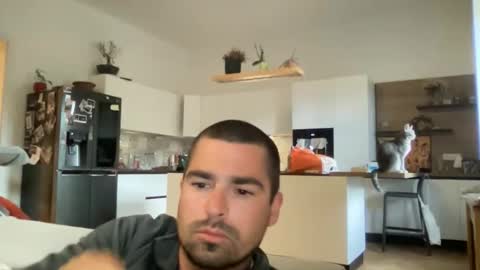 Snapshot of kevinpillobello chatting on 05.14.26 kevinpillobello online show from 05.14.26