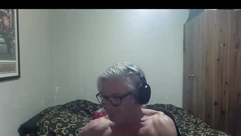 kevwestunder9696 online show from 10.30.25