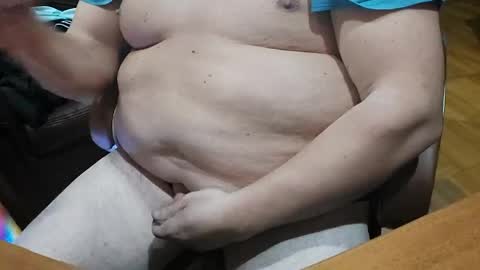 Snapshot of keytrash chatting on 03.08.25 Arthur online show from 03.08.25