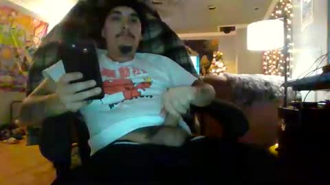 Snapshot of keyway1 chatting on 11.19.25 keyway1 online show from 11.19.25