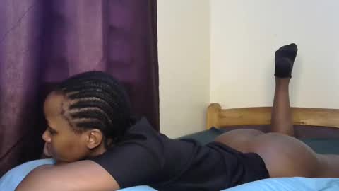 Snapshot of khalidnatasha chatting on 03.06.26 khalidnatasha online show from 03.06.26