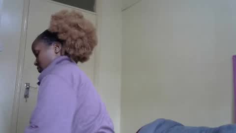 Snapshot of khalidnatasha chatting on 03.26.26 khalidnatasha online show from 03.26.26