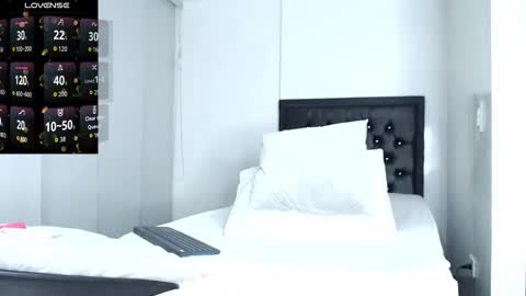 Snapshot of khalidrumie chatting on 11.01.25 Khalid Rumie online show from 11.01.25