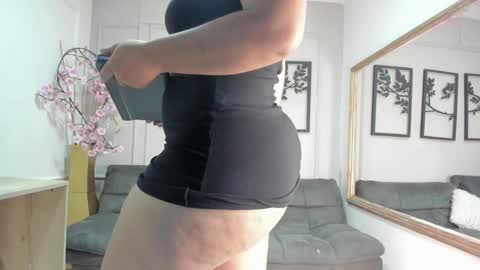 Snapshot of khaterine_hot_1 chatting on 09.23.25 Kathe Hot online show from 09.23.25
