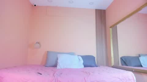 Snapshot of khaterine_hot_1 chatting on 06.26.26 Kathe Hot online show from 06.26.26