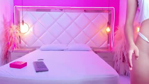 Khathiee online show from 04.04.26