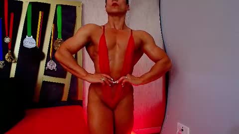 Snapshot of khloe_rossich chatting on 07.07.26 online show from 07.07.26