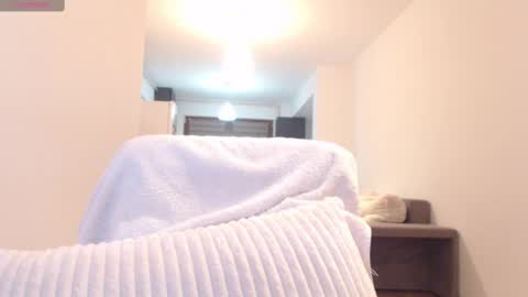 Khloe online show from 03.06.25