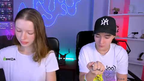 Snapshot of khloebeauty chatting on 07.05.26 khloebeauty online show from 07.05.26