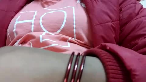 khushisinghh online show from 01.18.25