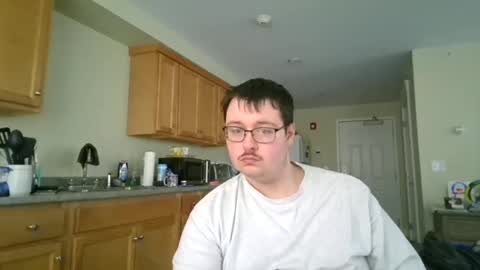 Snapshot of ki983799 chatting on 03.10.25 CJ online show from 03.10.25