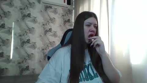 kianna_dior_ online show from 02.12.26