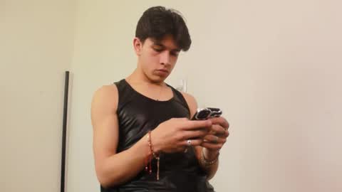 Snapshot of kianryu chatting on 10.23.25 Adrian Chlloe online show from 10.23.25