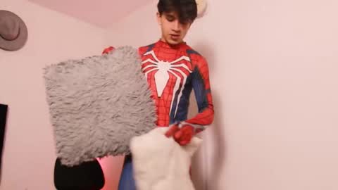 Snapshot of kianryu chatting on 10.28.25 Adrian Chlloe online show from 10.28.25