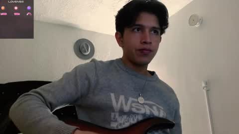 Snapshot of kianryu chatting on 11.18.25 Adrian Chlloe online show from 11.18.25