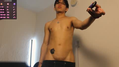 Snapshot of kianryu chatting on 11.22.25 Adrian Chlloe online show from 11.22.25