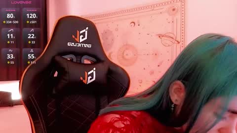 Snapshot of kiara_dream chatting on 09.09.25 Kira online show from 09.09.25