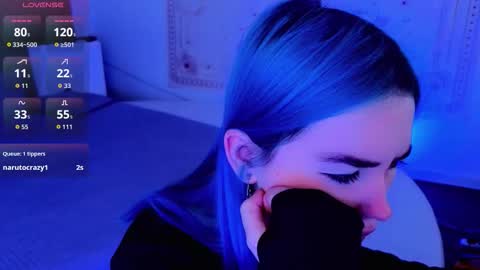 Snapshot of kiara_dream chatting on 10.03.25 Kira online show from 10.03.25