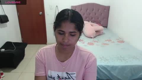 Snapshot of kiara_williamss chatting on 12.21.24 Kiara online show from 12.21.24