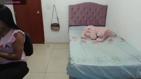 Snapshot of kiara_williamss chatting on 01.05.25 Kiara online show from 01.05.25