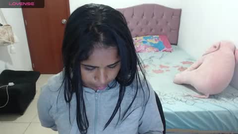 Snapshot of kiara_williamss chatting on 01.05.25 Kiara online show from 01.05.25