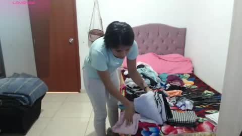 Snapshot of kiara_williamss chatting on 12.04.25 Kiara online show from 12.04.25