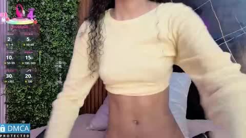 Kiara Zahiri online show from 10.09.25