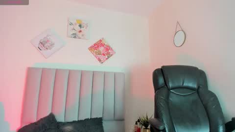 Valery online show from 11.15.25