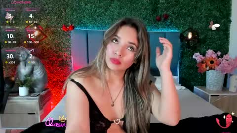 Snapshot of kiaraa88 chatting on 06.09.26 Valery online show from 06.09.26