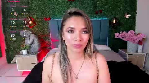 Snapshot of kiaraa88 chatting on 06.12.26 Valery online show from 06.12.26