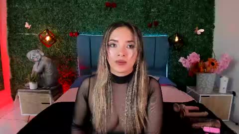 Snapshot of kiaraa88 chatting on 06.18.26 Valery online show from 06.18.26