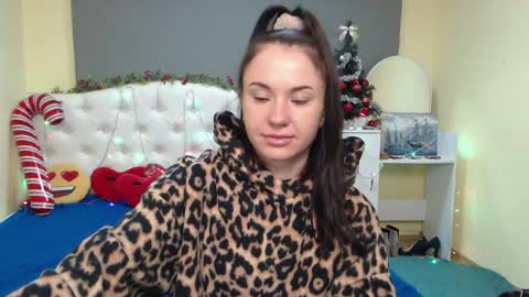 Snapshot of kiaracriegs chatting on 01.07.26 Kara online show from 01.07.26