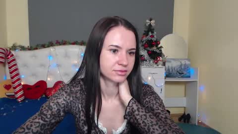 Snapshot of kiaracriegs chatting on 01.10.26 Kara online show from 01.10.26