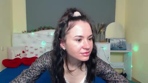 Snapshot of kiaracriegs chatting on 01.15.26 Kara online show from 01.15.26