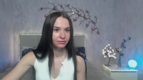 Snapshot of kiaracriegs chatting on 03.12.26 Kara online show from 03.12.26