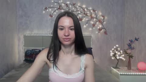 Snapshot of kiaracriegs chatting on 03.16.26 Kara online show from 03.16.26