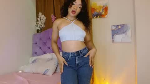Snapshot of kiararose19 chatting on 07.18.26 Kiara online show from 07.18.26