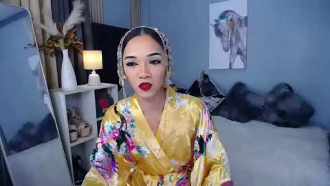 kieramoore online show from 01.10.25