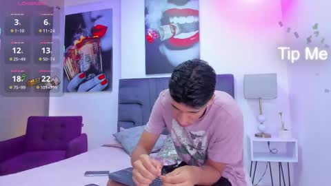 Snapshot of kieran_derek chatting on 11.23.25 Kieran Derek online show from 11.23.25