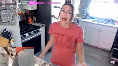 Snapshot of kierbearkisses chatting on 06.15.26 Kiersten online show from 06.15.26
