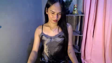 Snapshot of kieshagray chatting on 01.19.25 kiesha online show from 01.19.25