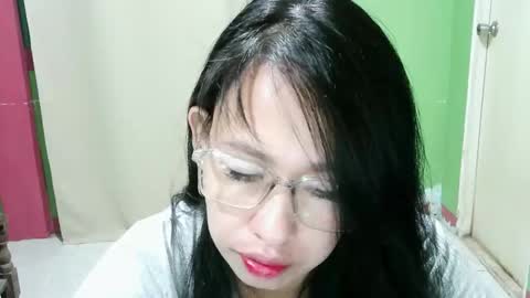 Snapshot of kigkigkig chatting on 03.05.26 Amara online show from 03.05.26