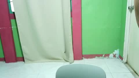 Snapshot of kigkigkig chatting on 03.08.26 Amara online show from 03.08.26